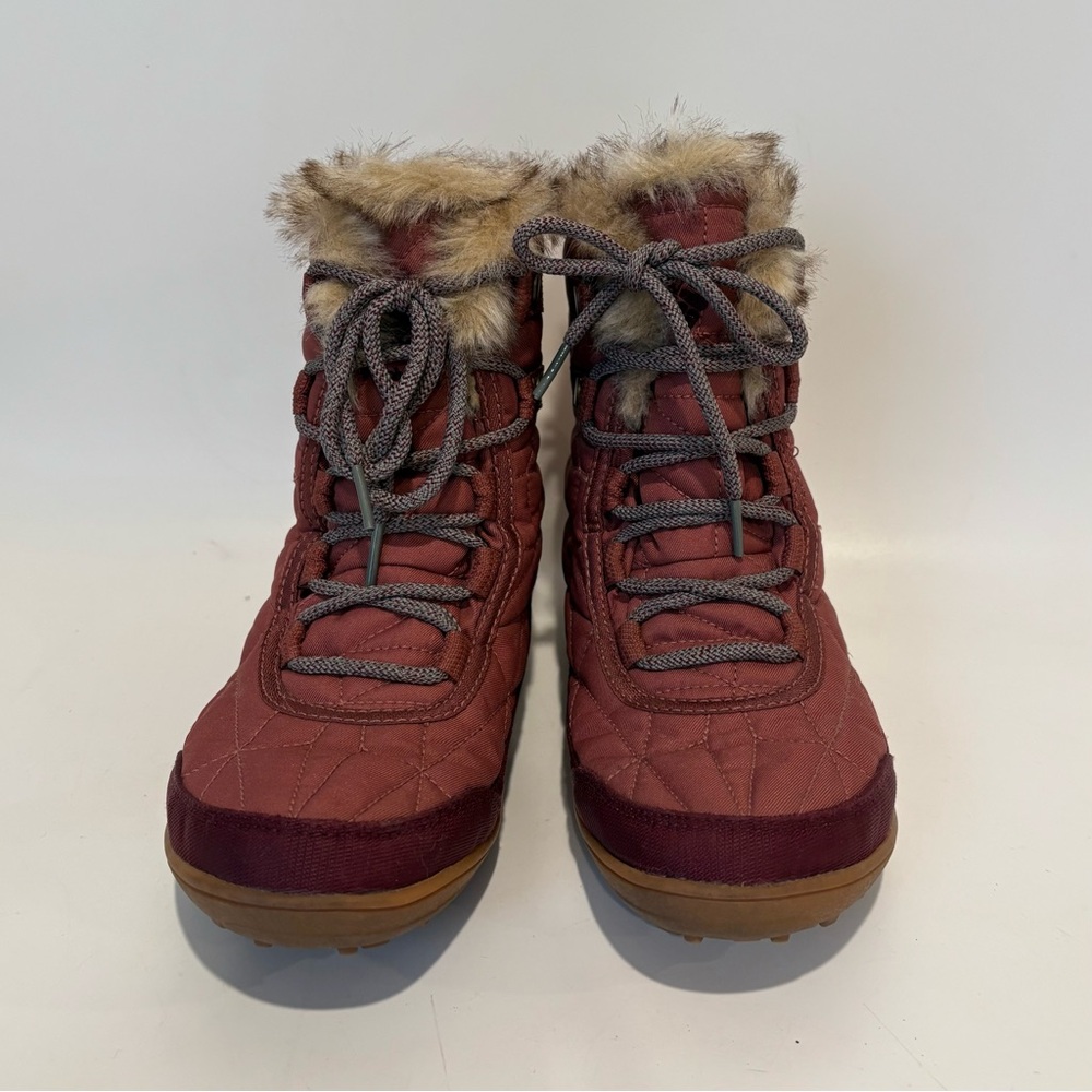 Columbia Womens Snow Boots 7